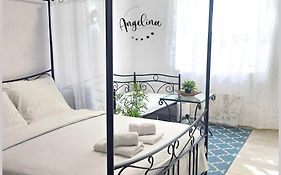 Angelina Apartmani.